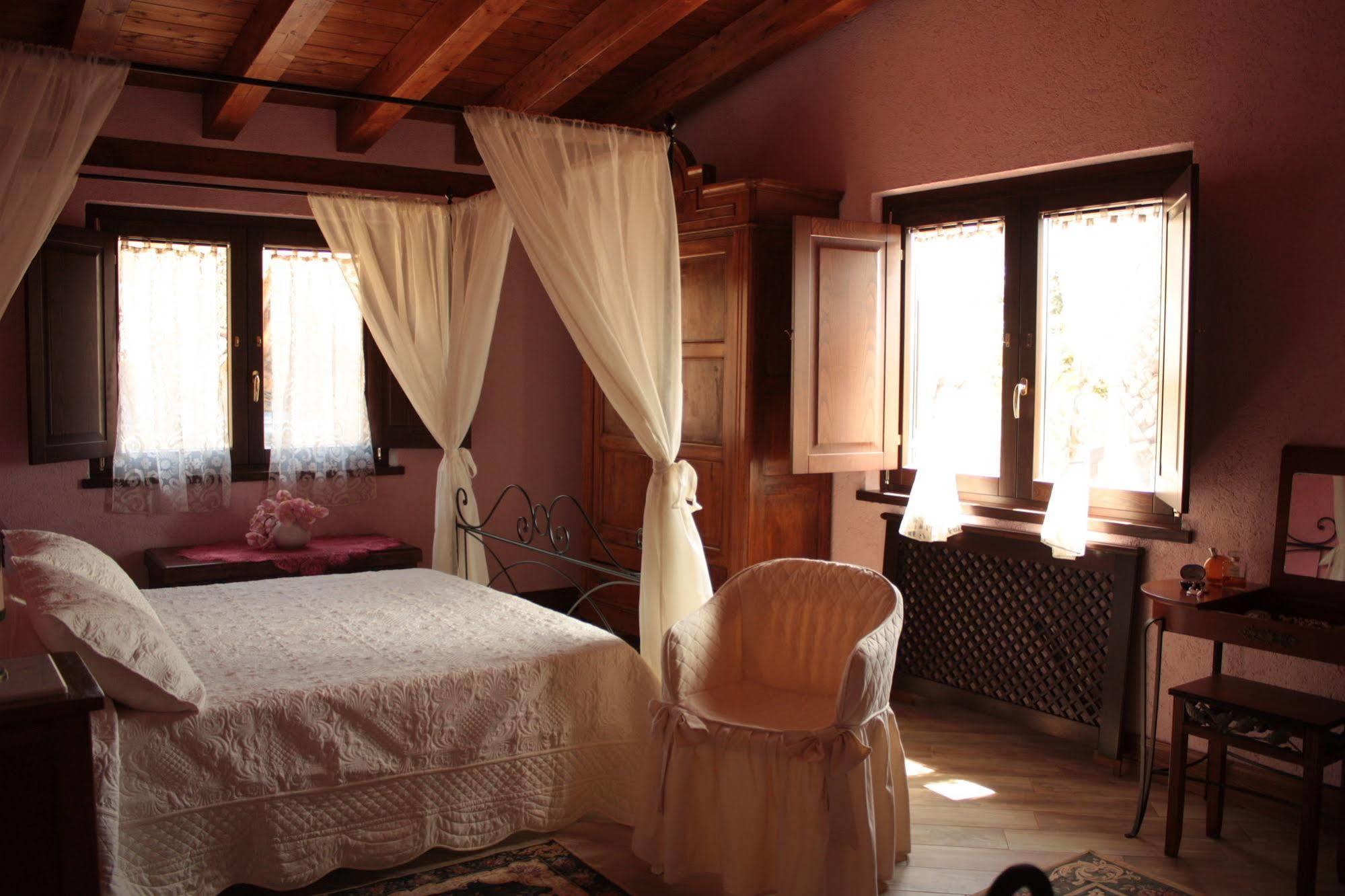 Relais Garden Cactus B&B ฟาวารา ภายนอก รูปภาพ